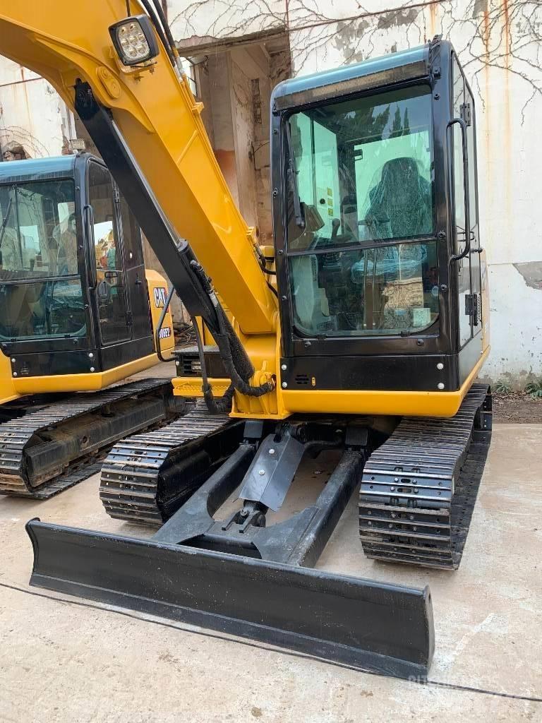 CAT 305.5E2 Crawler excavators