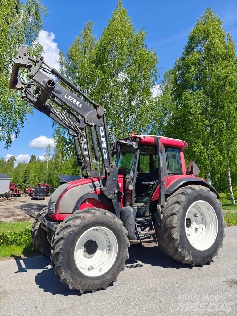 Valtra C 150 Tractors