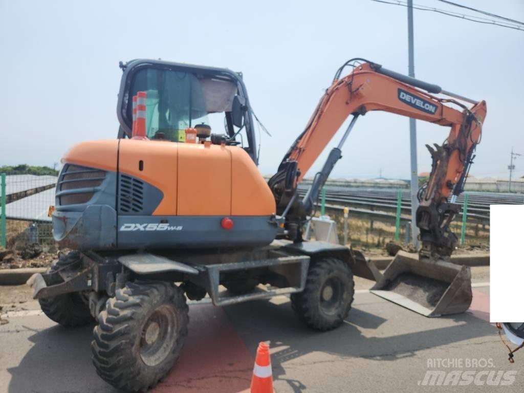 Doosan DX 55 W Wheeled excavators