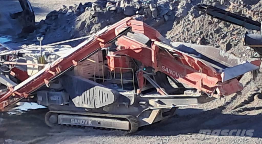 Sandvik QH 332 DDHS Mobile crushers