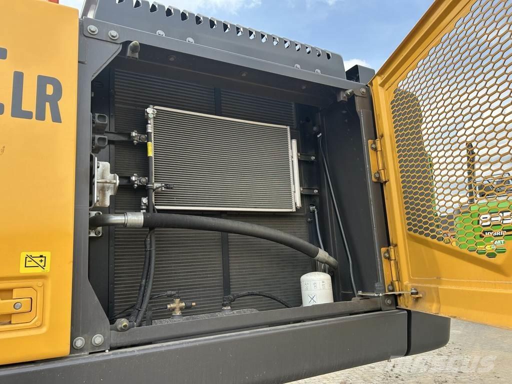 Volvo EC300LR Crawler excavators