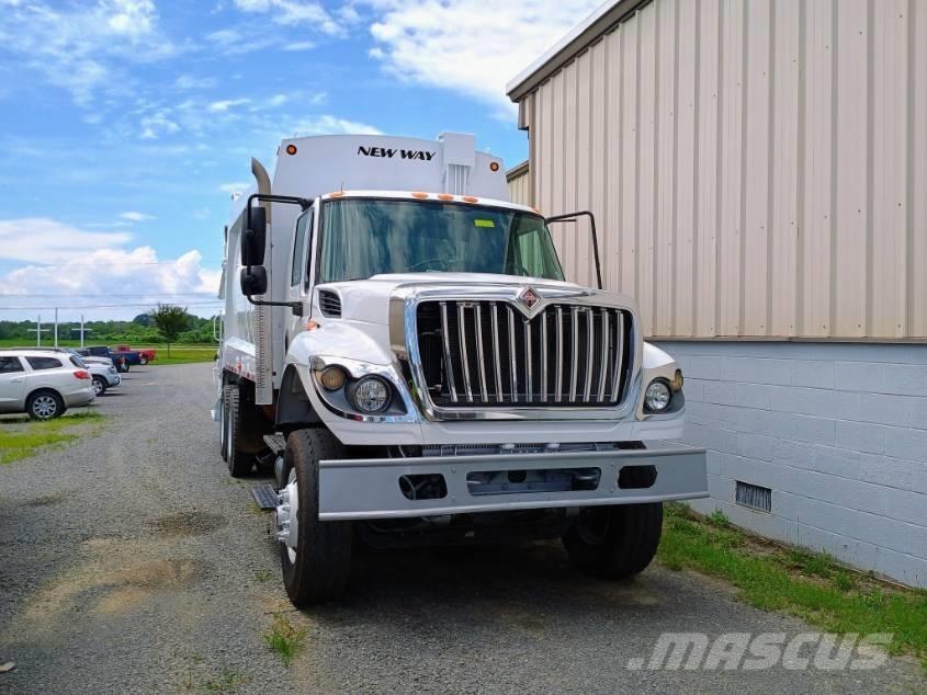 International 7400 Waste trucks