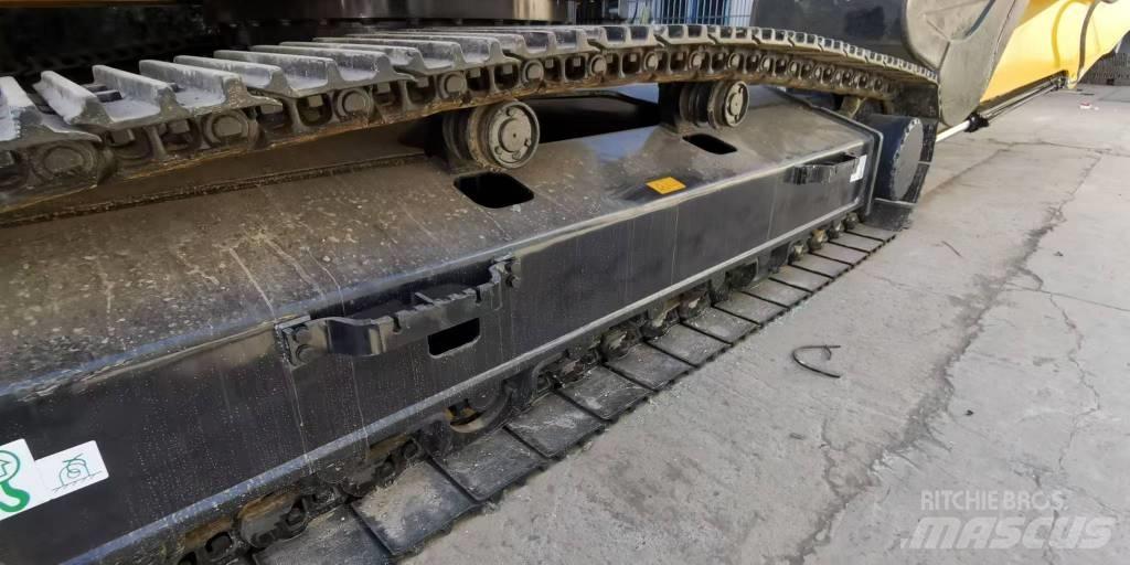 LiuGong 933 E Crawler excavators