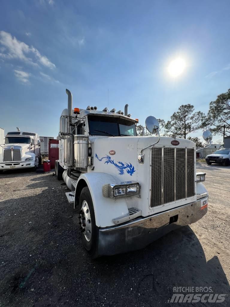 Peterbilt 378 Prime Movers