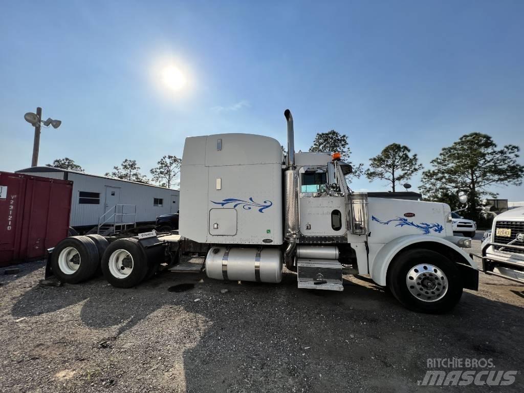 Peterbilt 378 Prime Movers