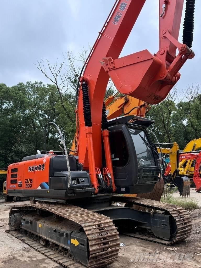 Hitachi ZX 200 Crawler excavators