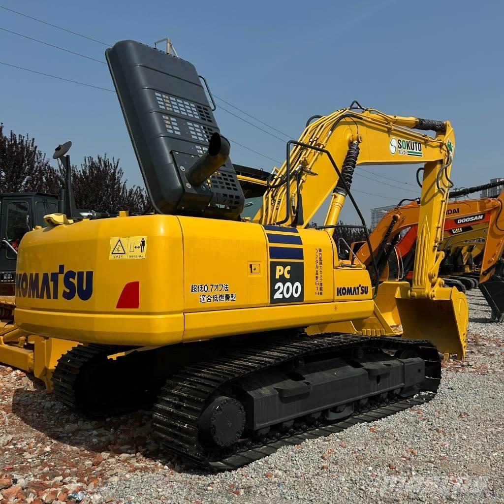 Komatsu 200-8 Crawler excavators