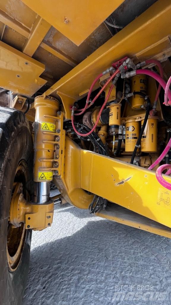 CAT 773 E Rigid dump trucks