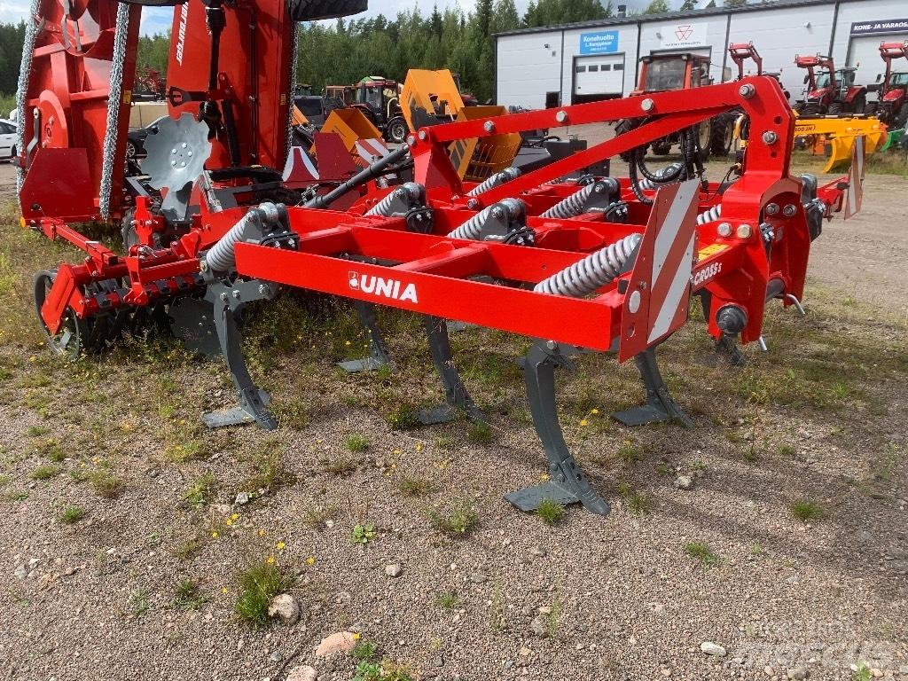 Unia Cross S 3 Cultivators