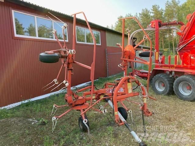 SIP 555 Rakes and tedders