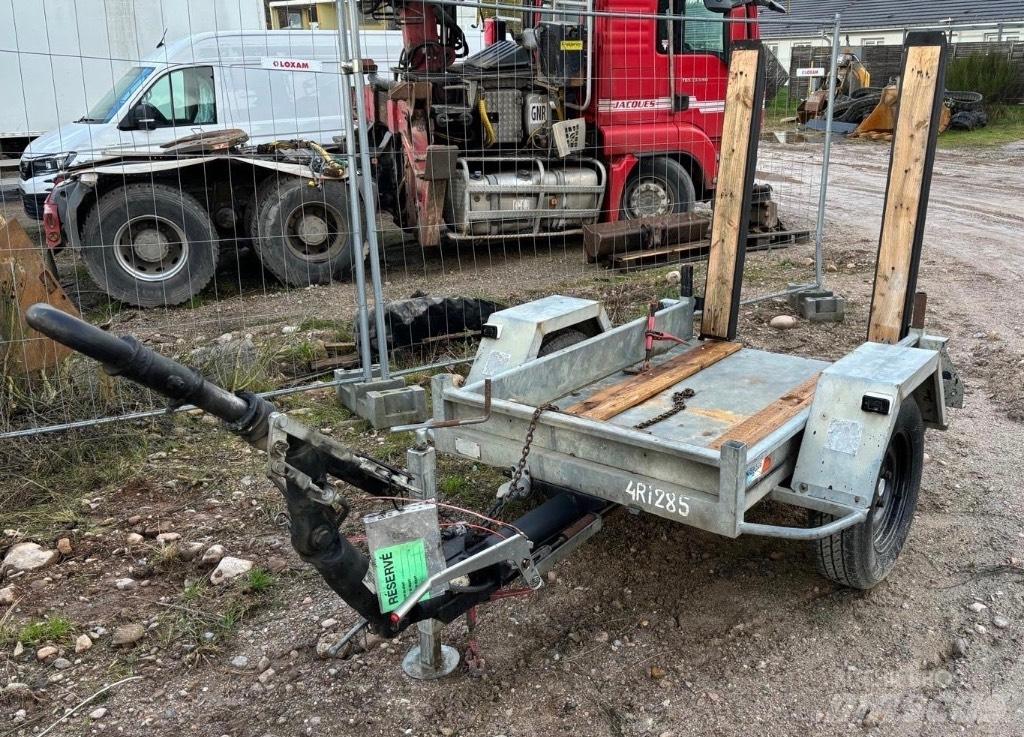Moiroud TB 1250 Car carrier