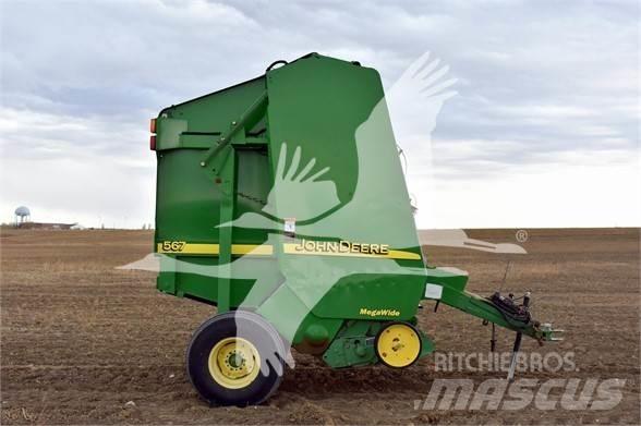 John Deere 567 Round balers