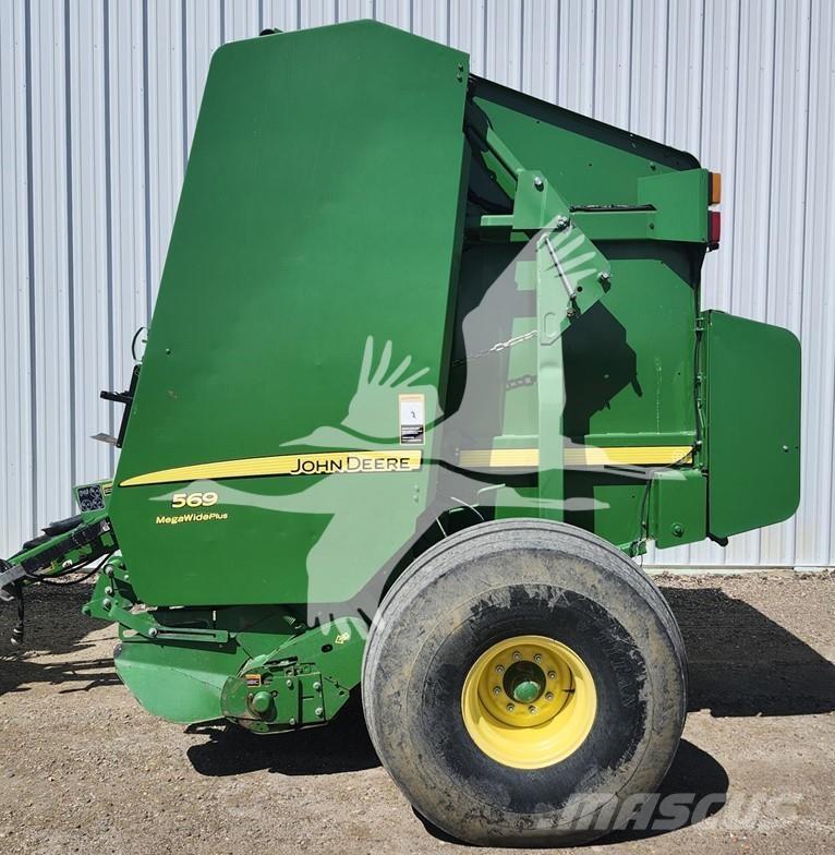 John Deere 569 Round balers