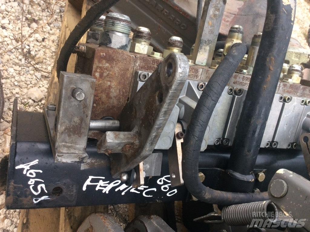 Fermec 860 Hydraulics