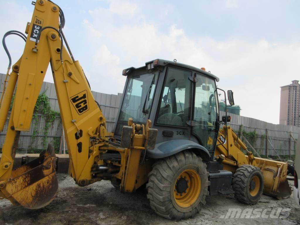 JCB 3 CX Backhoe