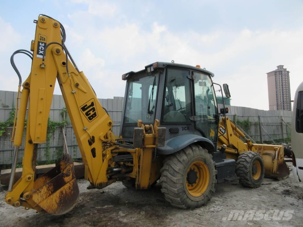 JCB 3 CX Backhoe
