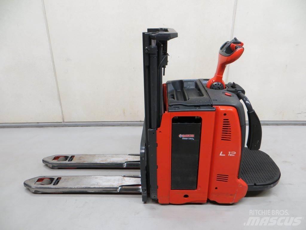 Linde L12L AP Self propelled stackers