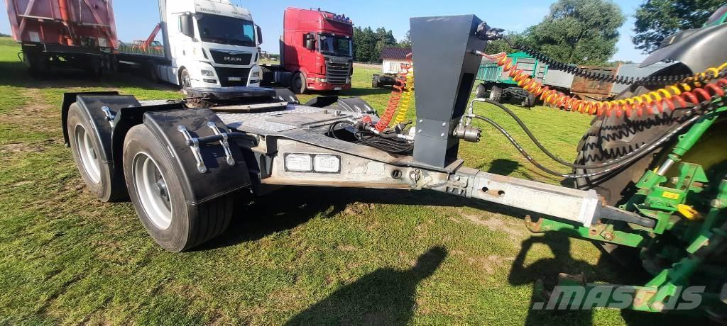 Fliegl TDS Dollies and Dolly Trailers