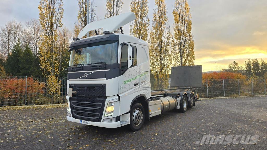 Volvo FH Demountable trucks