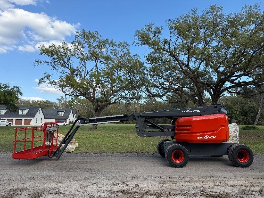 SkyJack SJ 63 AJ Articulated boom lifts