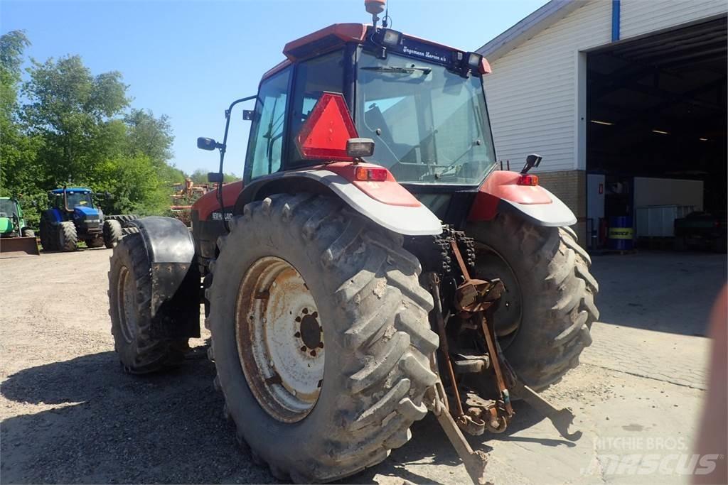 New Holland M135 Tractors