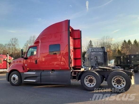 International LT Prime Movers