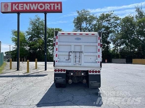 Kenworth T800 Tipper trucks