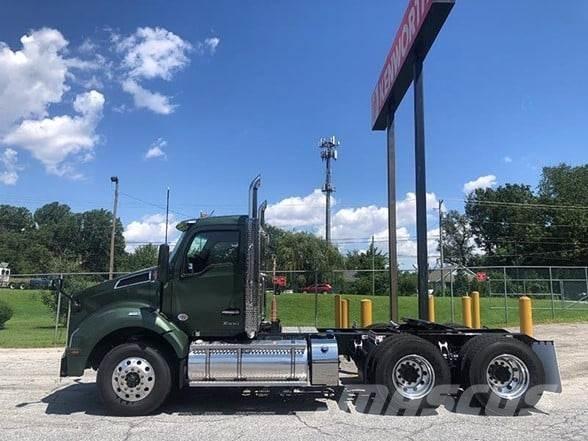 Kenworth T880 Prime Movers