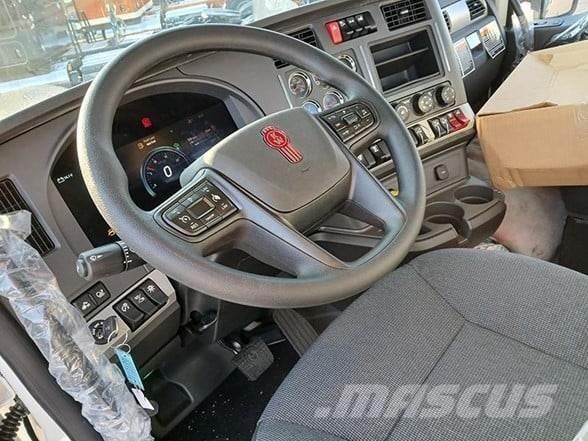 Kenworth T880 Prime Movers