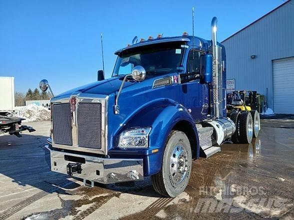 Kenworth T880 Prime Movers