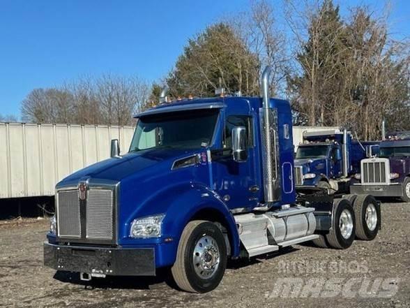 Kenworth T880 Prime Movers