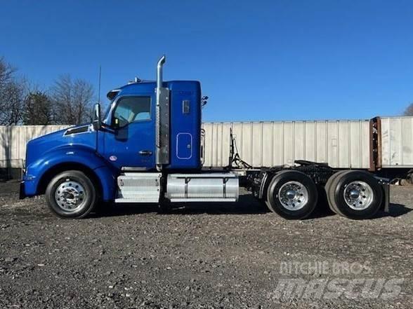 Kenworth T880 Prime Movers