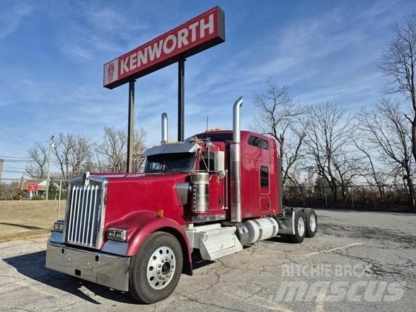 Kenworth W900L Prime Movers