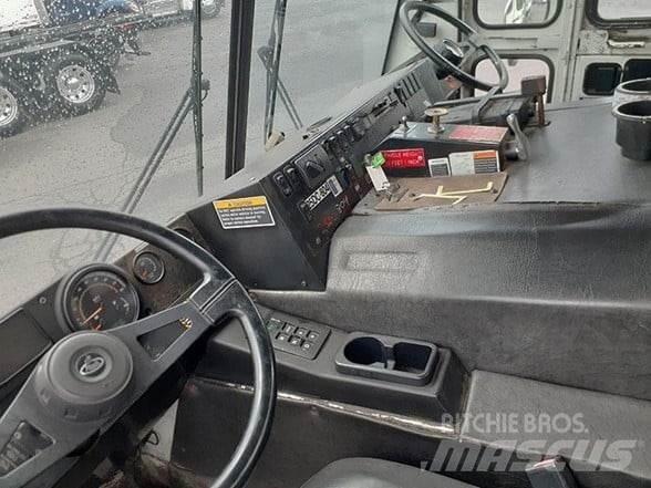 Mack LEU613 Waste trucks