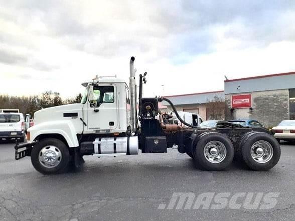 Mack PINNACLE CHU613 Prime Movers