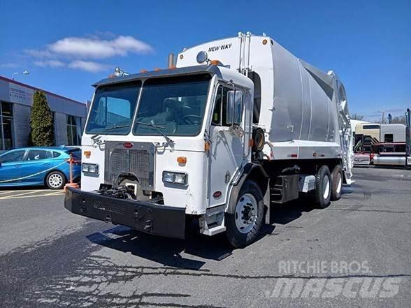 Peterbilt 320 Waste trucks
