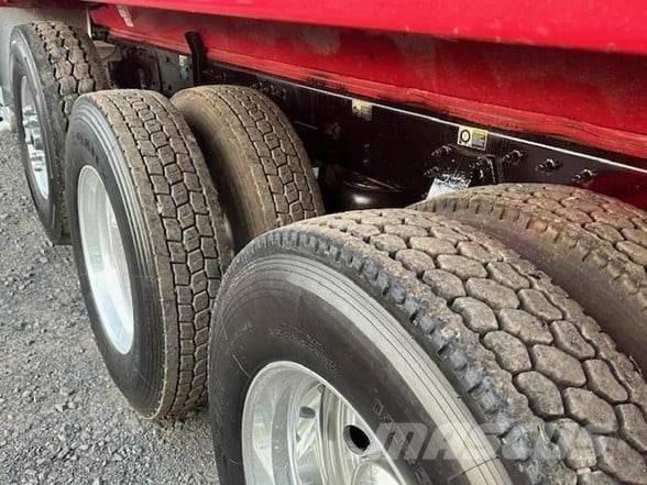 Peterbilt 567 Tipper trucks