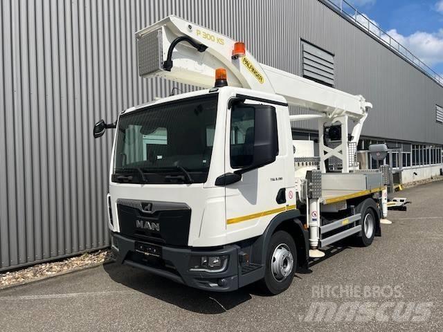 Palfinger P 300 KS Truck mounted platforms