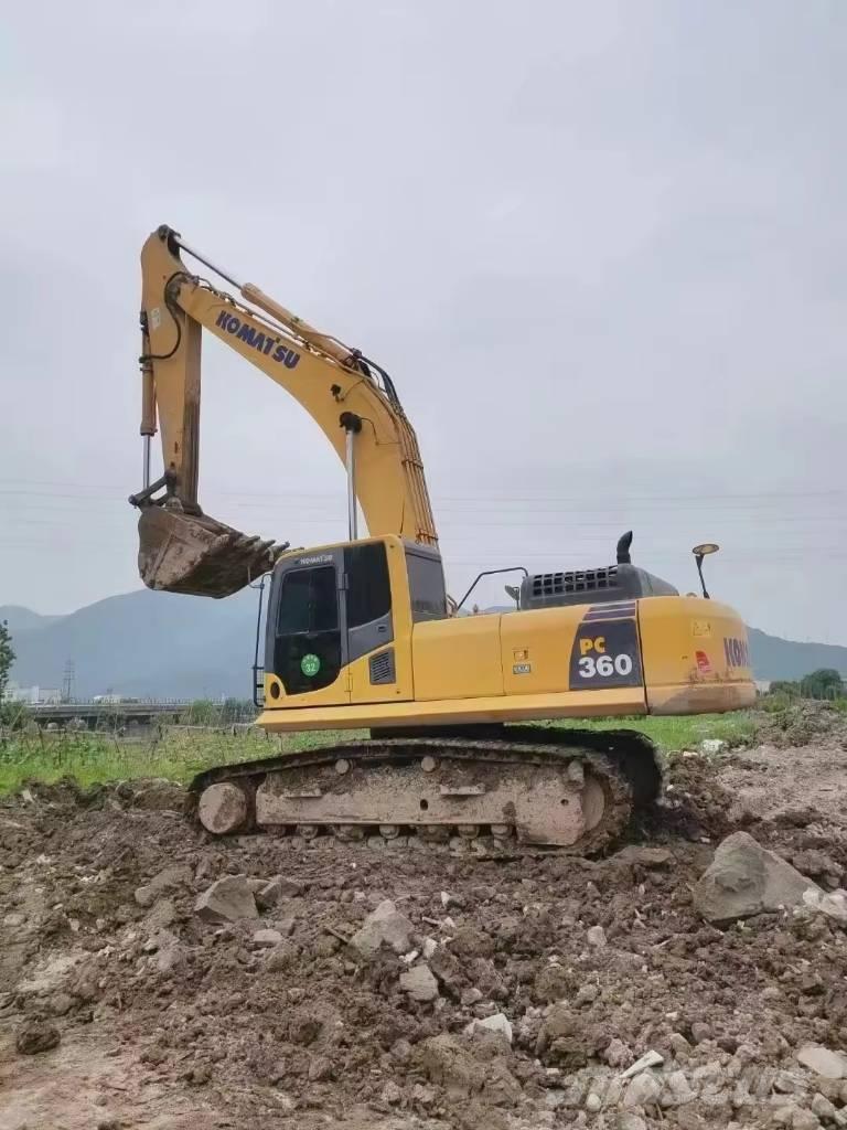 Komatsu PC 360 Crawler excavators
