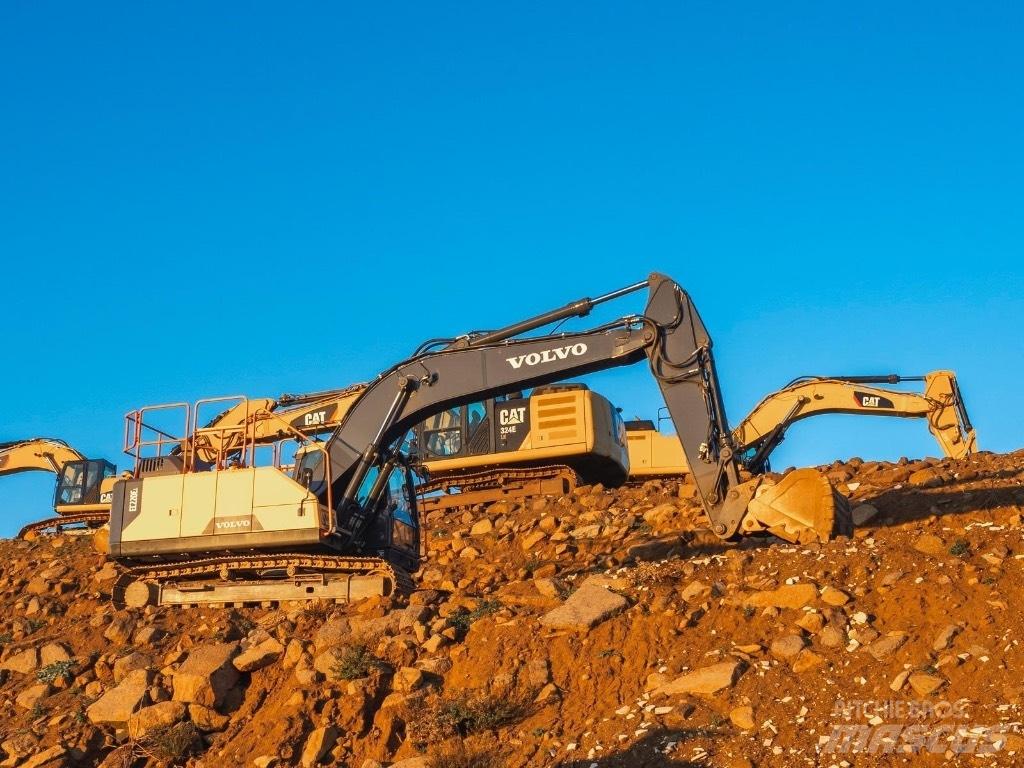 Volvo EC 220 E Crawler excavators
