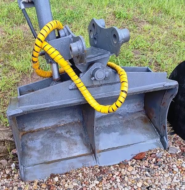 JCB 3 CX Backhoe