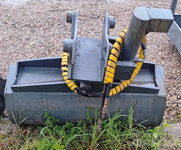 JCB 3 CX Backhoe