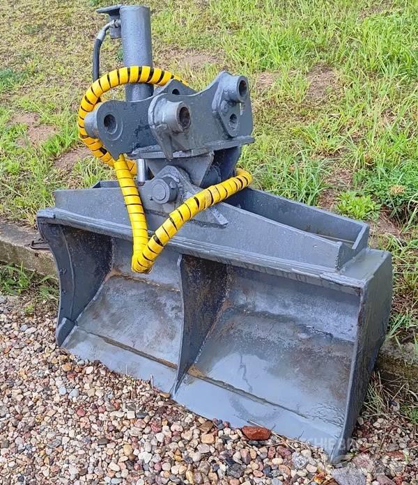 JCB 3 CX Backhoe