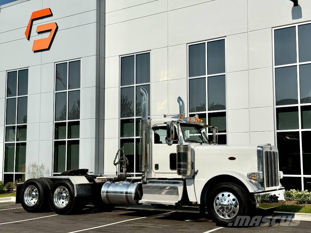 Peterbilt 389 Prime Movers