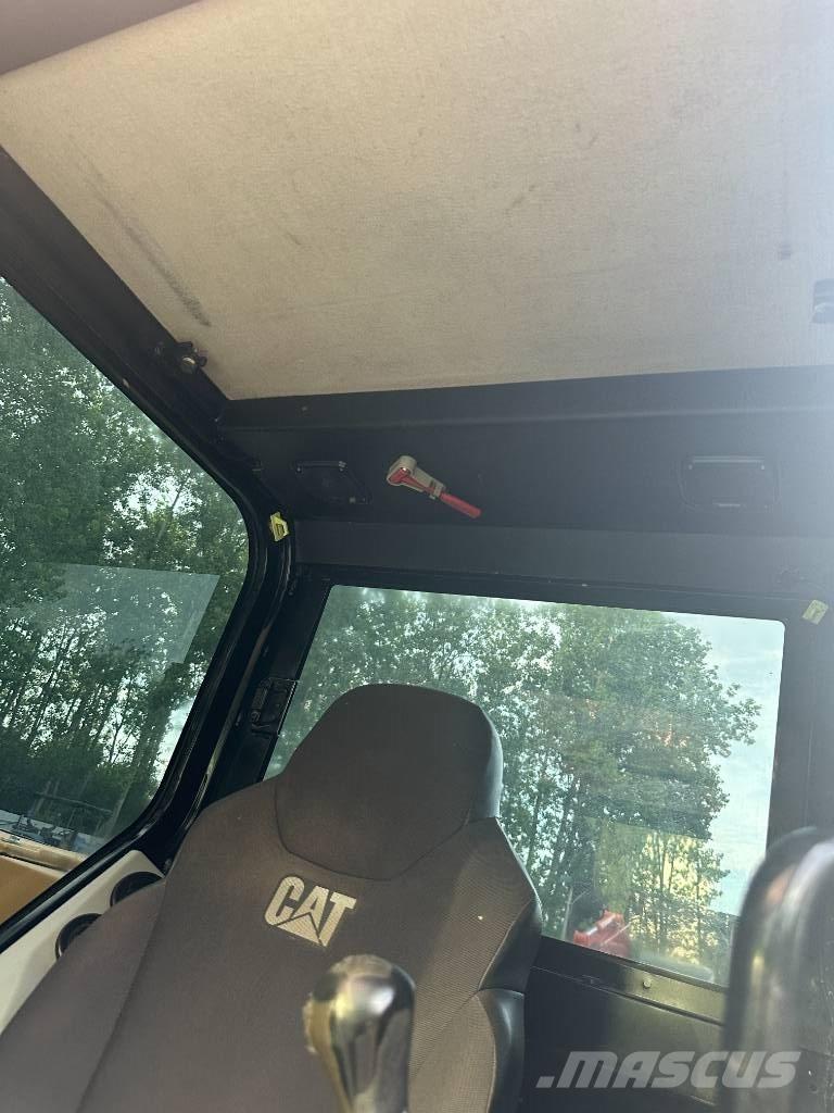 CAT 307E2 Crawler excavators