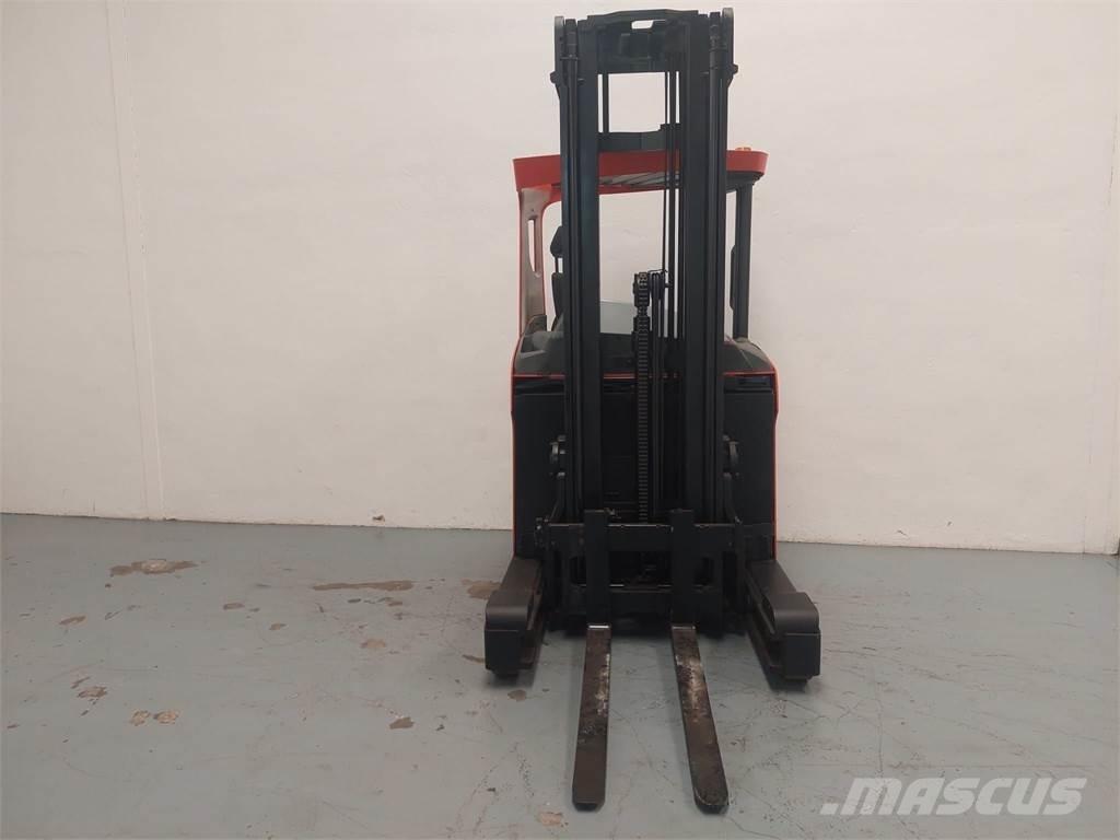 BT RRE 140 H Reach truck