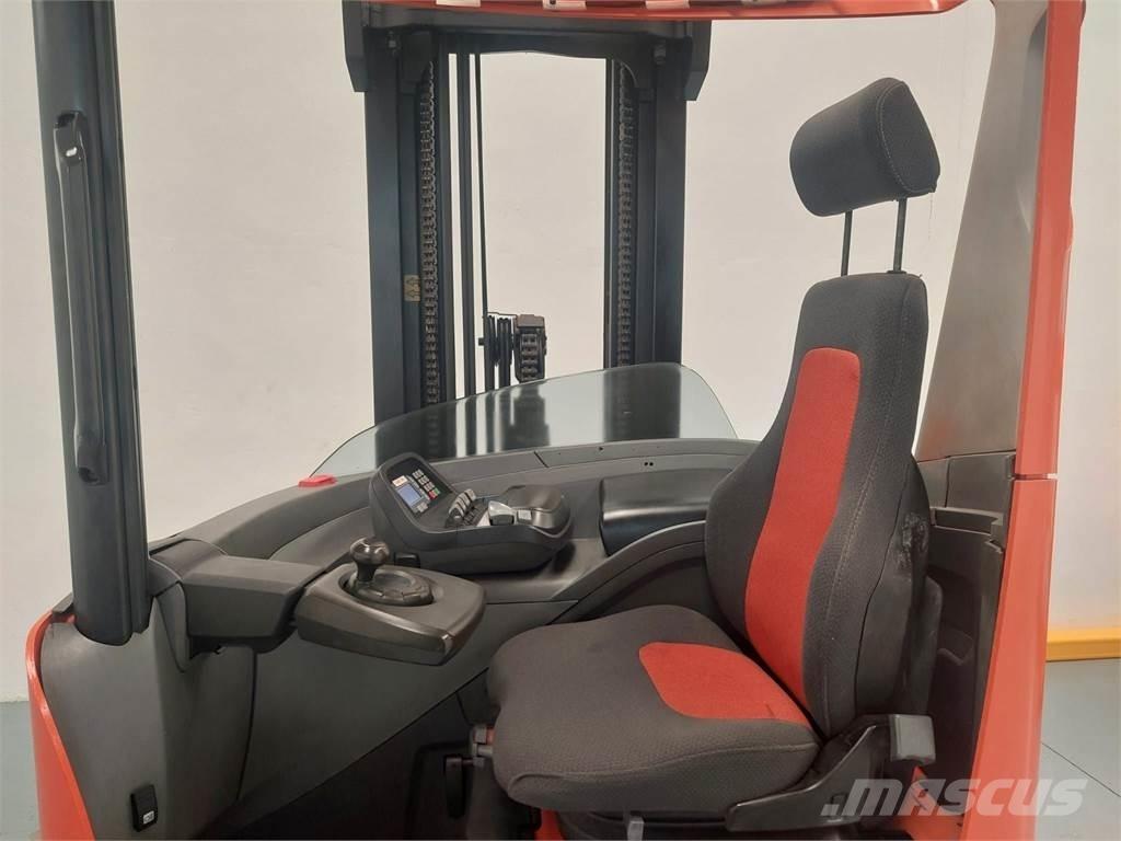 BT RRE 140 H Reach truck