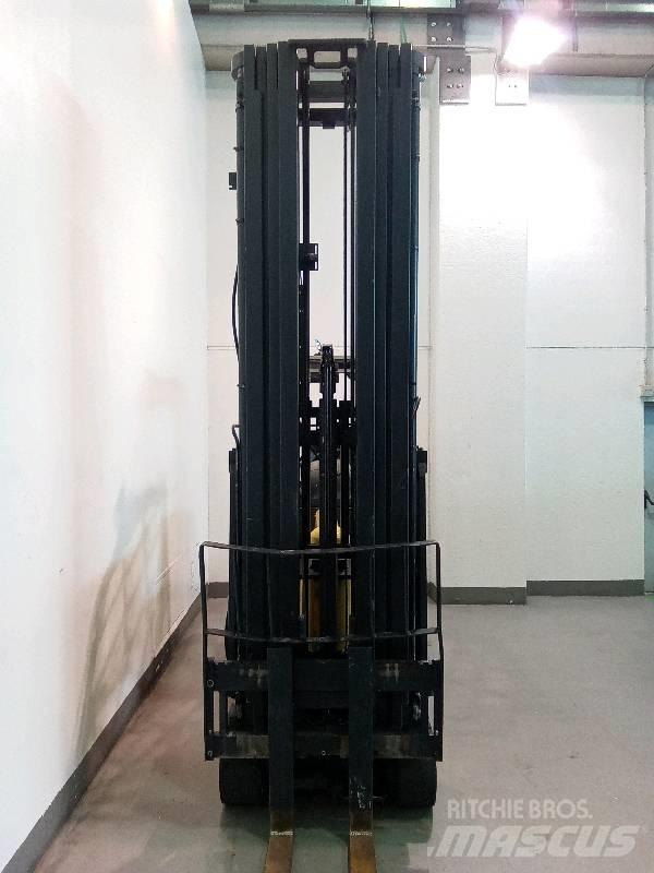Aisle-Master 20 WHE Electric forklift trucks
