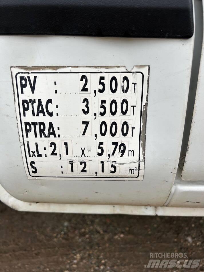 Iveco 35C 11 Panel vans