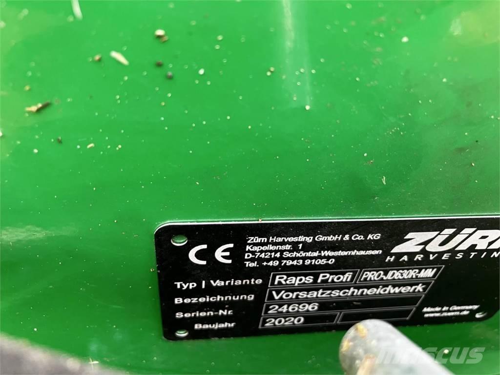 John Deere T660i Combine harvesters